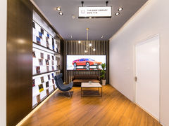 BMW书廊-上海宝诚尊悦宝马4S店(静安店)