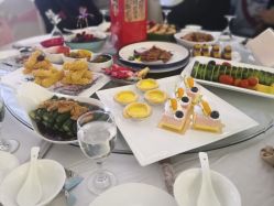 -甘井子区冠豪主题婚礼酒店宴会厅(机场店)