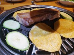 -唯成•韩国炭火烤肉 유성고기