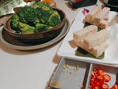 -喃喃椰·糟粕醋椰子鸡火锅(七堡花园店)