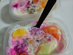 餐前水果-西街夜油条·麻团包乌饭