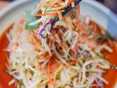-山河屯铁锅炖·非遗东北菜(南山店)