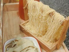-洪氏嗨捞·猪肚鸡火锅(阳光天地店)