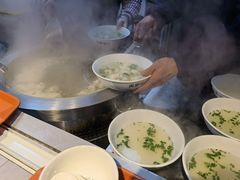 -周震馄饨(雅达阳羡溪山店)