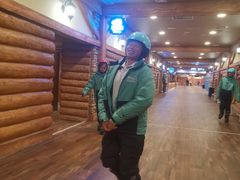 -长沙湘江冰雪世界