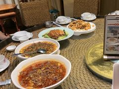 -牛头鱼庄·地道广西菜(西明店)