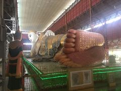 -ခြောက်ထပ်ကြီးရွှေသာလျောင်းဘုရားကြီး