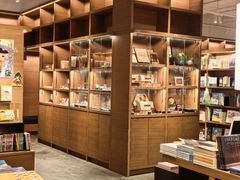-茑屋书店(天目里店)