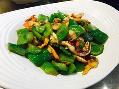 -赶海部落海鲜城(海阳路店)