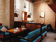 -苹果树下艺术餐厅(宋庄店)