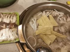 -润园四季椰子鸡火锅(海上世界店)