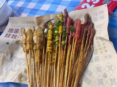 -老街烧烤大排档·地道湖北菜·龙虾馆(汉口火车站店)