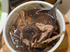 健康瓦罐煨汤-吴氏老妈·23年家常菜(古城店)