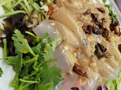 -鑫渔港海鲜本地菜·山海关浑锅(东戴河店)