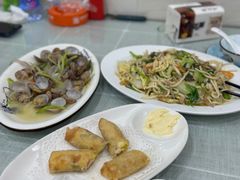 -山里饭店(贵安店)