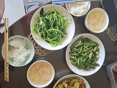 -乐禧母婴全自营月嫂(宝山店)