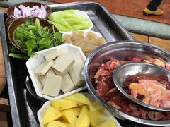 -咊记茅草棚柴火鸡(乌当店)