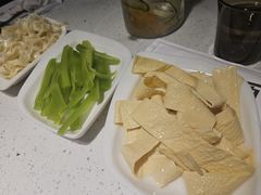 -三江源活鱼现烤(维多利摩尔城店)