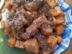 -包整·丝娃娃(一览甲秀楼风景店)