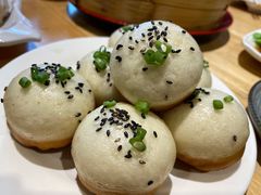 上海生煎包-玖鲜小笼(中山广场店)