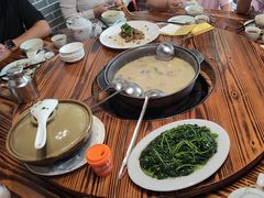 -侠成水上农庄(工业大道店)