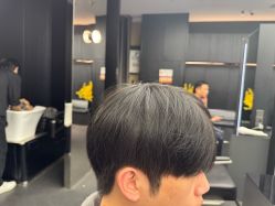 -侨治发型