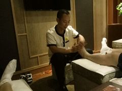 -静 泰养生(黄金城道店)