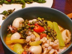 麻得跳起来的牛蛙和目鱼仔-环球港凯悦 · 享悦中餐厅