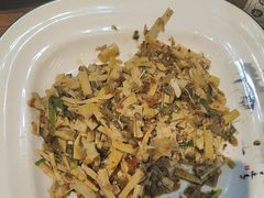 -缘来聚·徽菜名店(黄山宏村店)