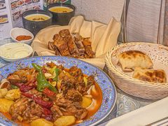 -巴扎美食·新疆菜·西域歌舞表演餐厅(新疆大厦店)