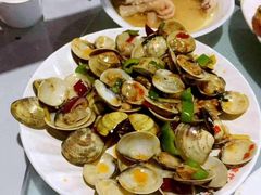 -三亚火车头万人海鲜广场