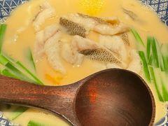 -荣家黄鱼面(前滩太古里店)