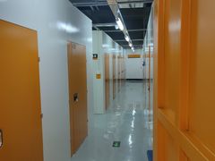 -安东易迷你仓自助寄存仓库(淞虹路店)