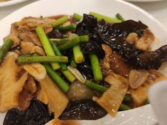 -九花山烤鸭店