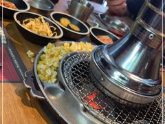 -青瓦炭韩潮烤肉(花园道店)