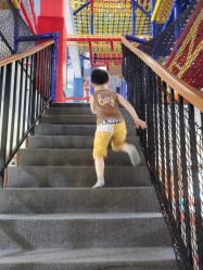 -动力星球家庭亲子游乐中心