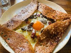 鸡蛋蘑菇熏肉荞麦可丽饼-RAC BAR(安福路店)