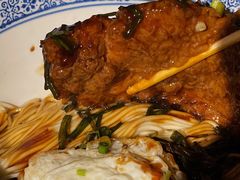 大排面-沪西老弄堂面馆(定西路店)