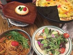 -I HOLIC艾豪丽披萨(KKone店)