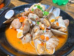 -老闵田螺馆·南昌特色小炒(梦时代店)