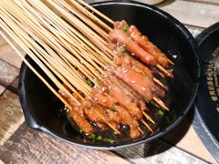 -虾弄弄海派小龙虾·牛羊蝎子火锅