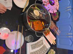 -唯爱KTV聚会餐厅(仙林东城汇店)