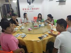 -小辣妹川味海鲜加工店(第一市场椰风巷店)
