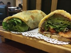 柔和酱香煎饼-张果佬年糕卷(科巷店)