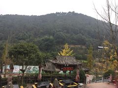 -楠柏弯休闲山庄(梨花溪店)