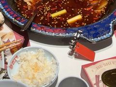 -何师傅美蛙鱼头(汉街店)