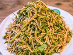 黄瓜拌干豆腐-河坝烧烤串城(银亭路店)