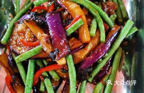 Basil Green Beans Stir-fried with Eggplant