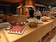 自助取餐区-龙之梦万丽酒店青餐厅