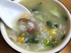 -嘉厨小馆(宜山路店)